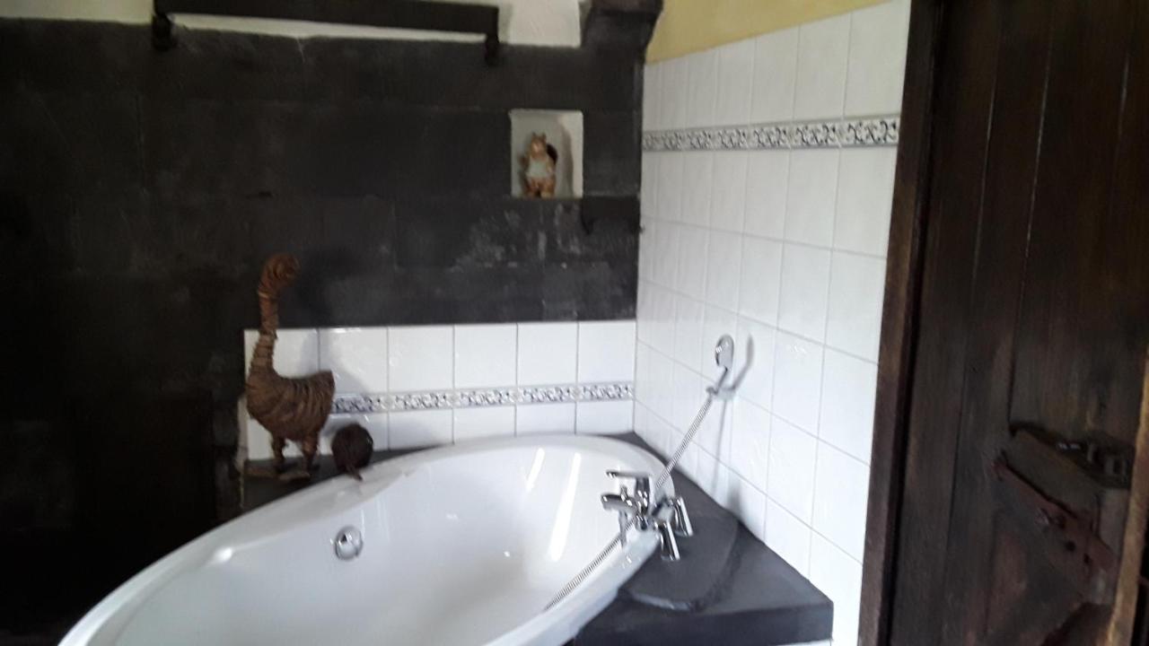 Fermette Lejoly Villa Waimes Bagian luar foto
